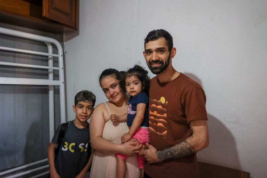 Governo de SP realiza mudanças definitivas de 66 famílias da Favela do Moinho