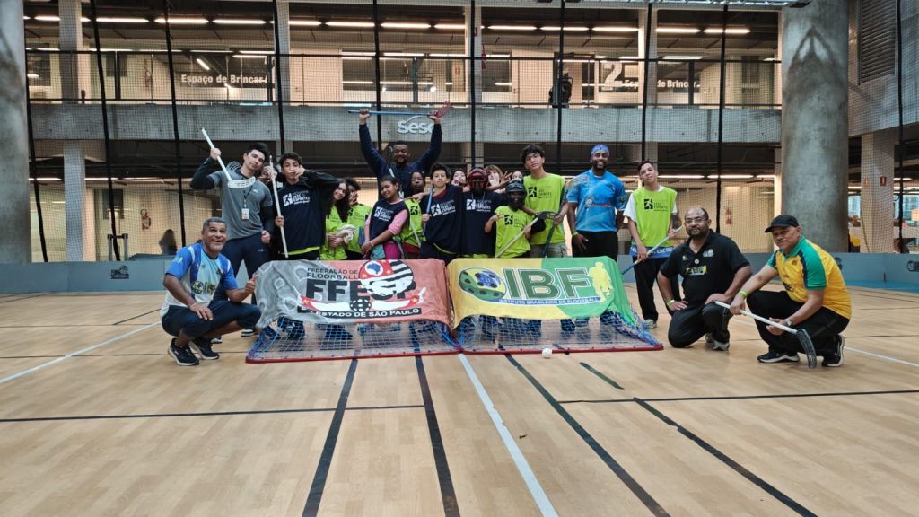 Floorball no Sesc 24 de Maio: Como a Modalidade Conquistou Crianças de Apenas 3 Anos e Se Tornou Modelo de Sucesso em SP Floorball no Sesc 24 de Maio: Como a Modalidade Conquistou Crianças de Apenas 3 Anos e Se Tornou Modelo de Sucesso em SP